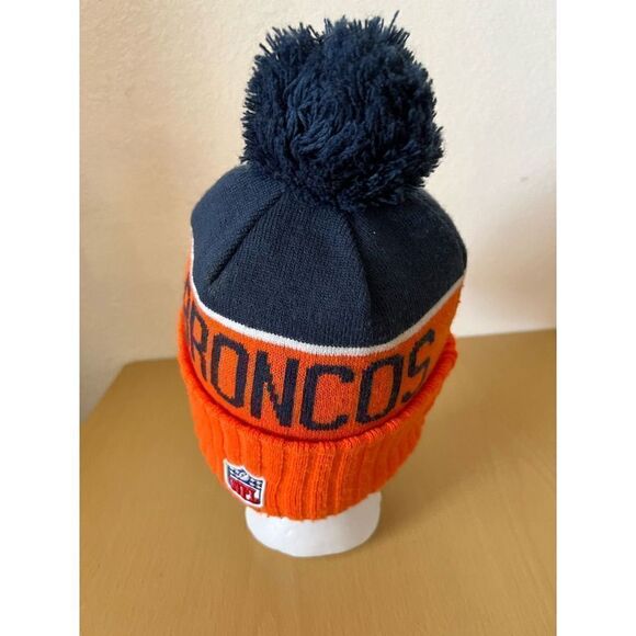 Denver Broncos New Era Orange Marl Cuffed Knit Hat with Pom - Picture 3 of 6